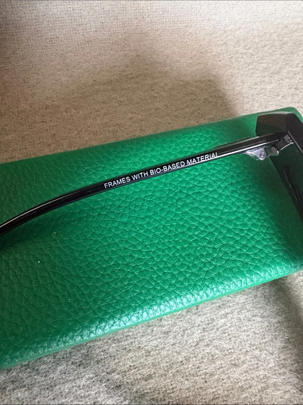 Ray-Ban chunky square